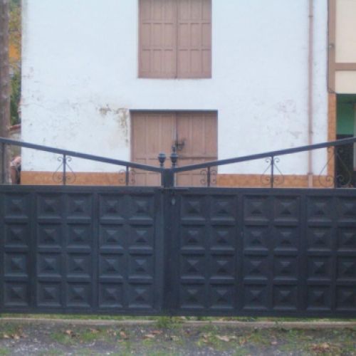 Trabajos realizados por la empresa Hierros La Mozquita