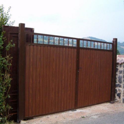 Trabajos realizados por la empresa Hierros La Mozquita